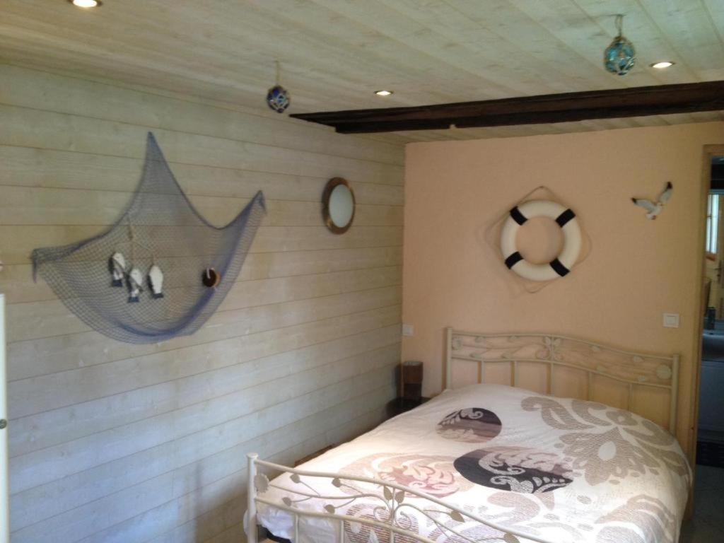 Moulin De Moulignon B&B Messy Luaran gambar