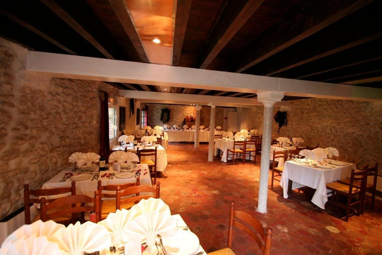 Moulin De Moulignon B&B Messy Luaran gambar