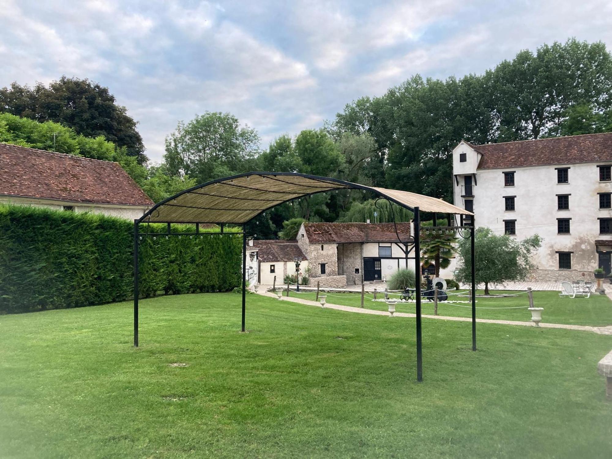 Moulin De Moulignon B&B Messy Luaran gambar